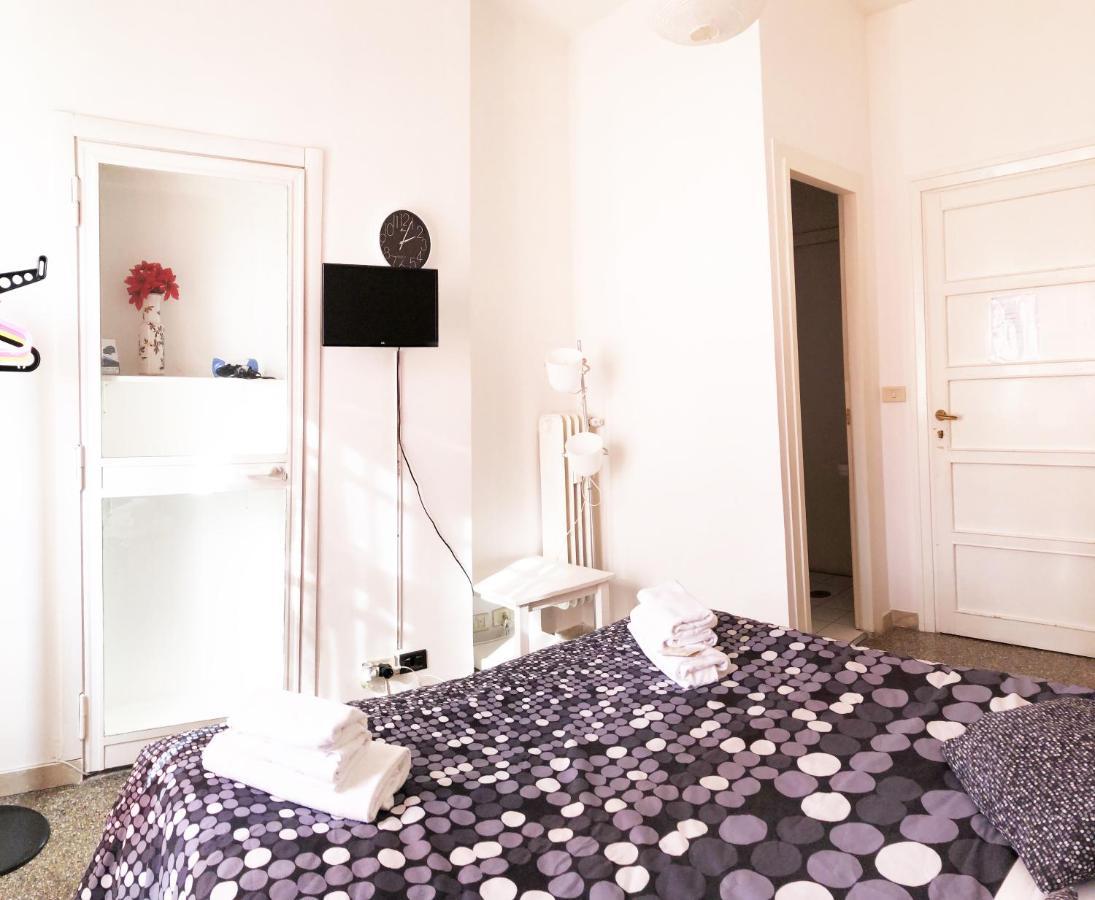 Bed & Breakfast Msg 3*